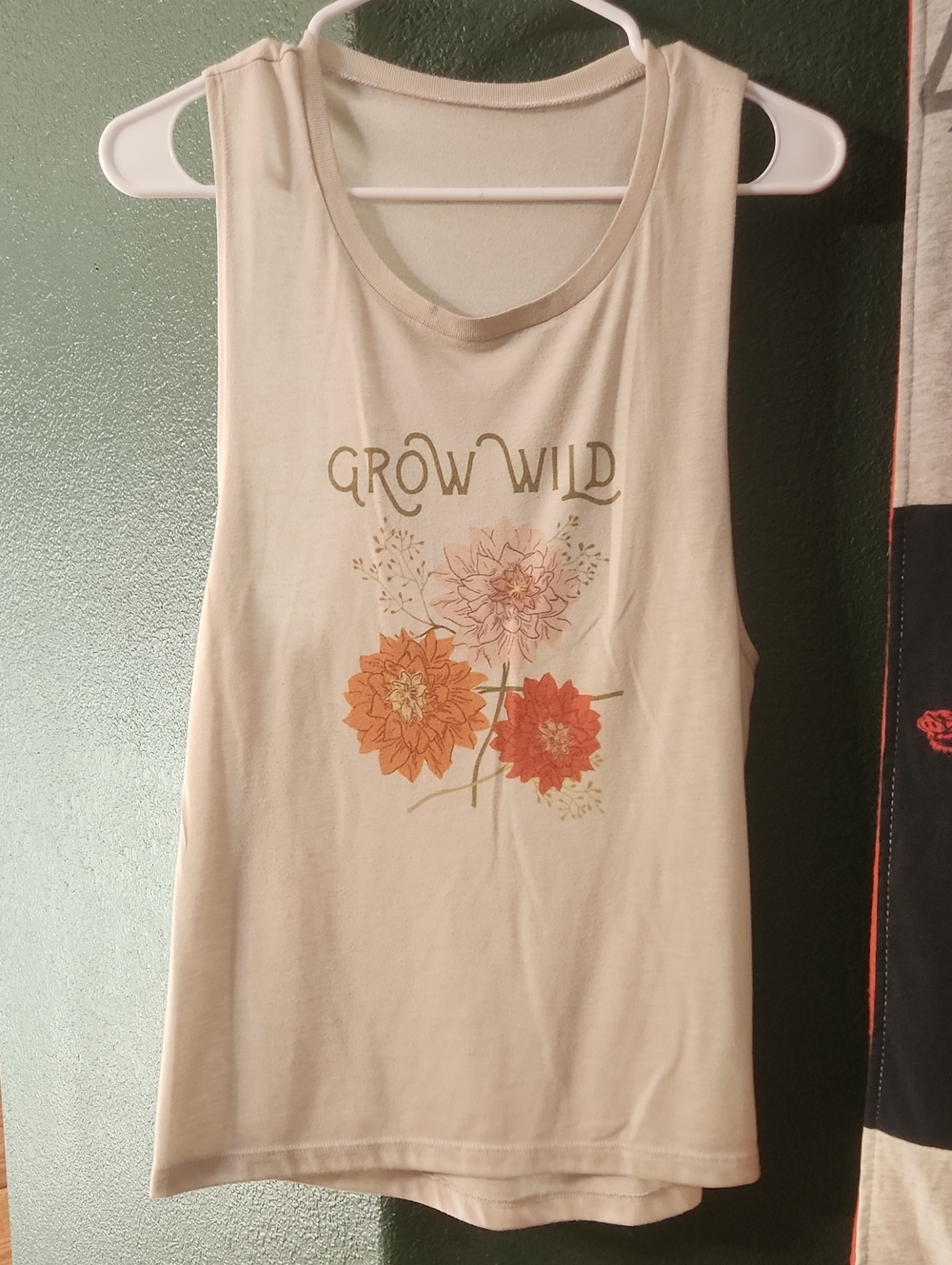 Grow Wild Floral Graphic Tank Top - Cream